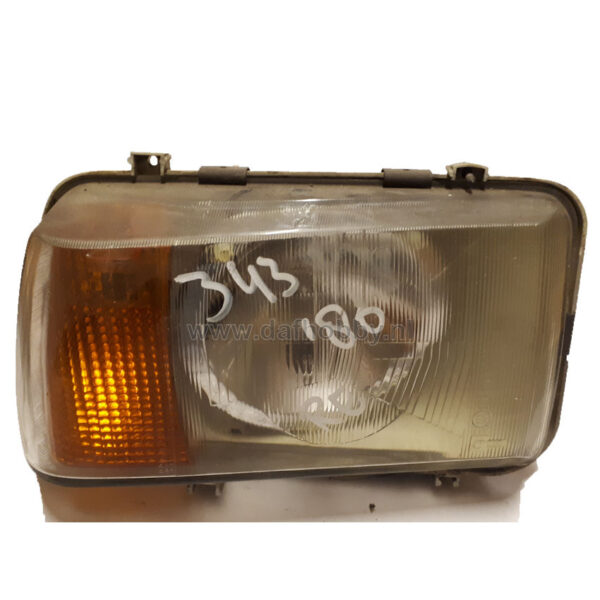 Rechter koplamp Volvo 343 tot ch.nr. 609999 met duplo lamp gebruikt