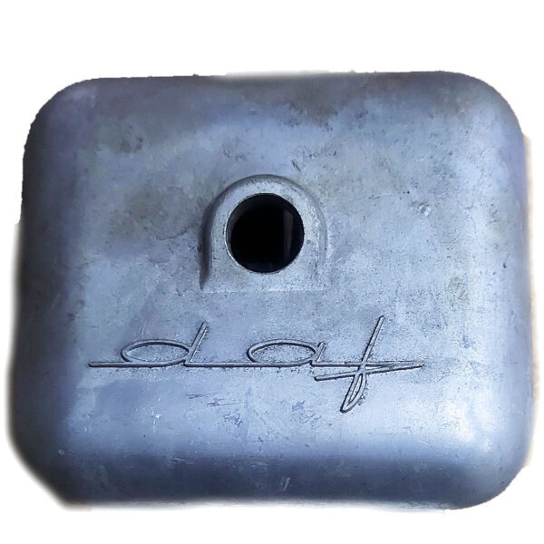 980553 Klepdeksel DAF 31-32-33 logo DAF in Handschrift letter, Groot gat