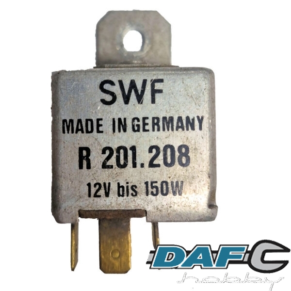 266820 Licht relais DAF 66/Volvo 66 gebruikt (met beugel)